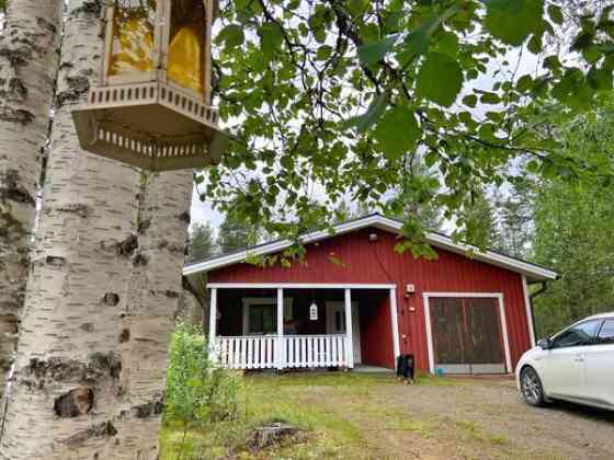 Eteinen + oh + keittiö + takkahuone + 3 mh + autot  Sodankylä