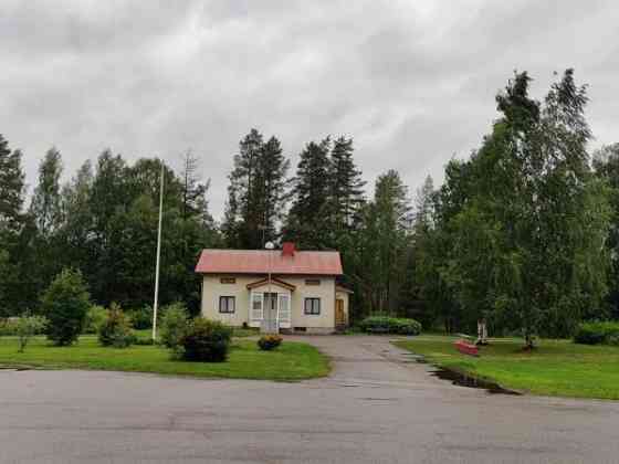 useita kiinteistöjä  Vaala