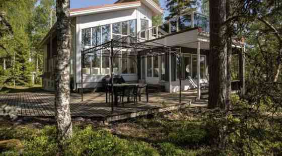 4h + k + rt + 2x kph + 3x wc + aula + th + khh + v  Siuntio