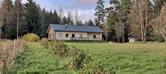 4h + avok + s + kh + wc + tt + vh + at + terassi  Hollola