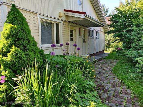 4h + avok+ sauna 2 WC, kodinhoitohuone, vaatehuone  Vantaa – foto 4