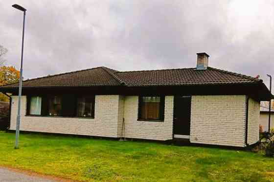 5 h + k + wc + ph/wc + puulämmitteinen sauna  Huittinen