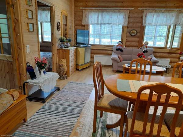 2h + tupakeittiö + kph + wc + s + juhlasali  Lieksa - valokuva 4