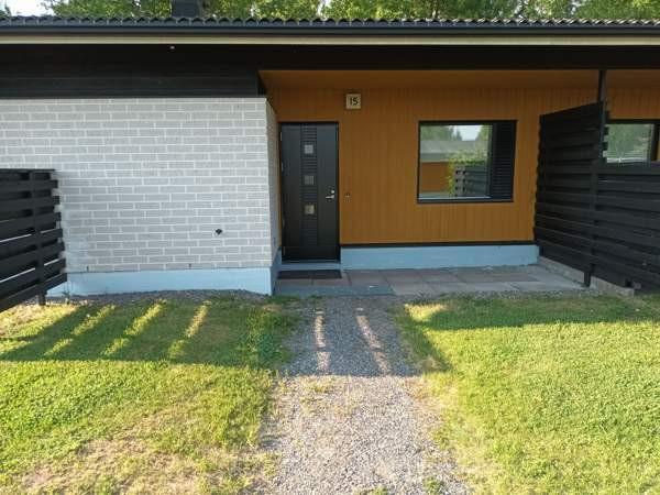 1h + s + psh/WC + kk + ma + vaatekomero  Ugleural'skiy - photo 1