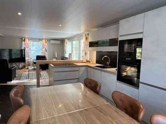 Oh, avokeittiö, mh, työhuone, 2wc, psh, s, varasto  Glebychevo