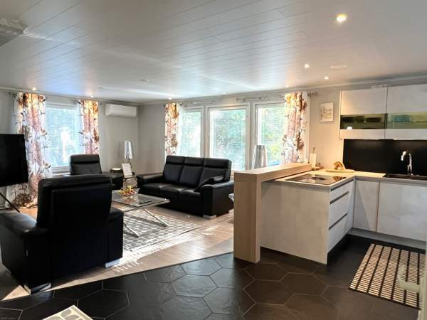 Oh, avokeittiö, mh, työhuone, 2wc, psh, s, varasto  Глебычево - изображение 7