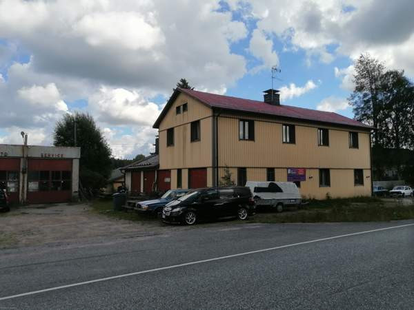 8h + s + p + kph + 2x WC  Mynämäki - valokuva 3