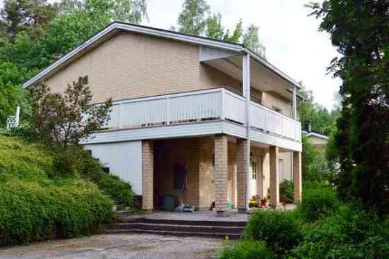 5h + k + s + khh + 2 x WC + ask.huone + varastotil  Espoo