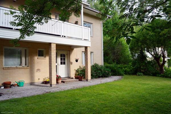 5h + k + s + khh + 2 x WC + ask.huone + varastotil  Espoo - valokuva 2