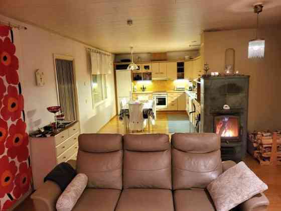 3 makuuhuonetta+olohuone + keittiö+kylpyhuone+wc+s  Oulainen