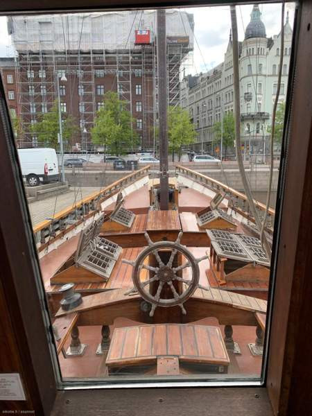 2h  Helsinki - valokuva 3