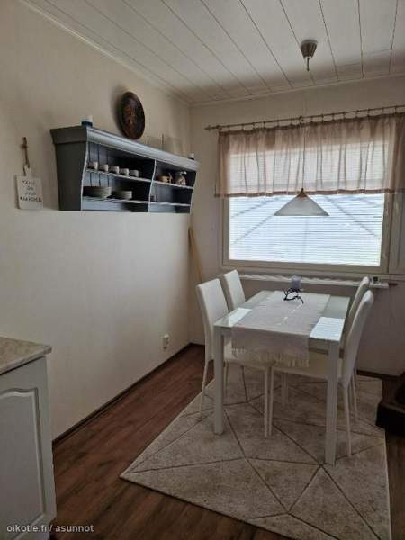 2h + k + s + autokatos  Loimaa - valokuva 6