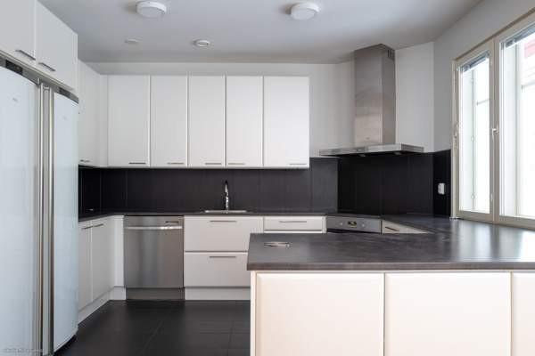 6h + k + 3x wc + aula + 2x vh + khh + kph + 2x s +  Nokia - photo 5