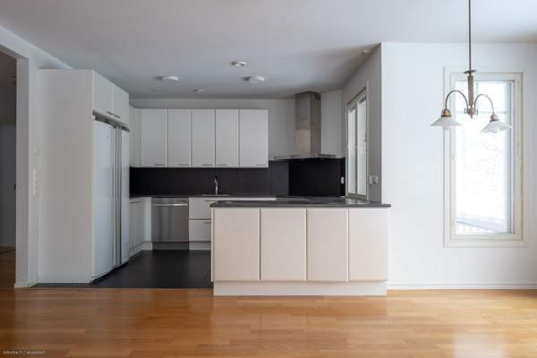 6h + k + 3x wc + aula + 2x vh + khh + kph + 2x s +  Nokia - photo 7