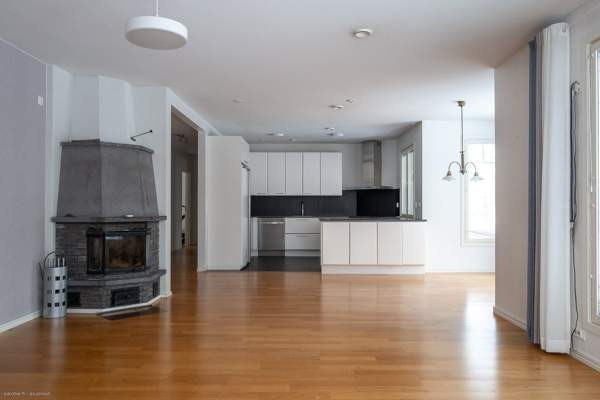 6h, k, 3x wc, aula, 2x vh, khh, kph, s  Nokia - photo 3