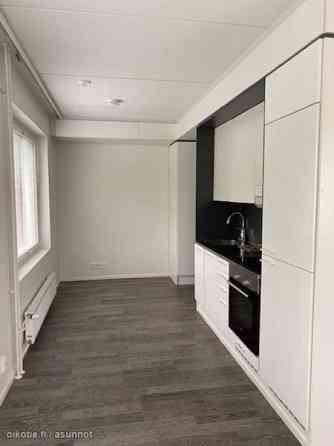 1 h + alkovi + keittiö + kph  Kaarina