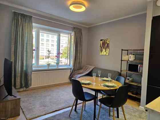 2h + avok + eteinen +vaatehuone + siivouskaappi  Helsinki