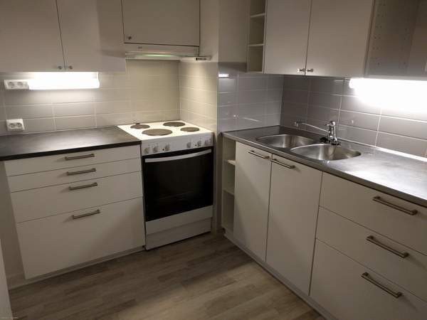 1h, keittiö, kph, vh  Kirkkonummi - photo 7