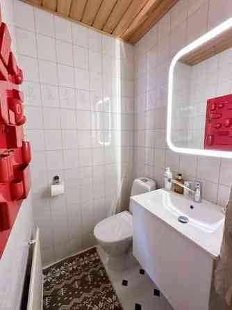 4h + k (ja keittiökomero) + kph + s + autotalli  Lieksa