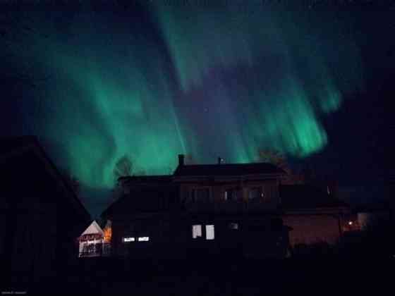 Olohuone, 4mh +iso takkahuone+keittiö+2 vaatehuone  Ylitornio