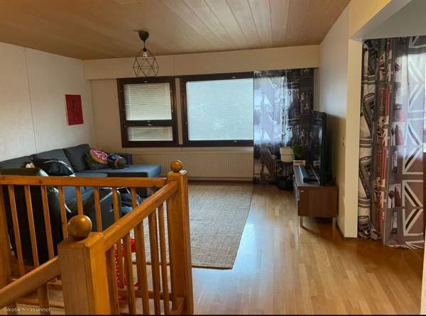 4-5h + 2wc + kph + s+ k + p + autotalli  Sarov – foto 1