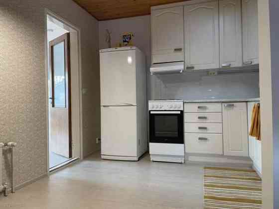 3xkaksio, 1xkolmio, 1xyksiö  Раума