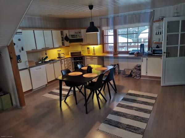 4mh+4wc+tupakeittiö+khh+2vh+2suihkua+sauna+harrast  Kemin – foto 8