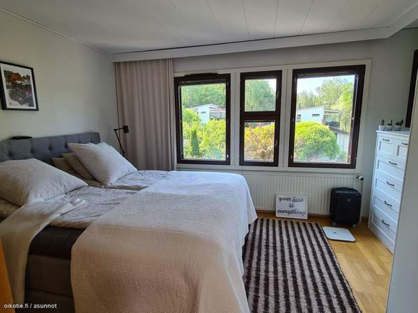 5h + k + s + khh + 2 parveke  Helsinki – foto 3