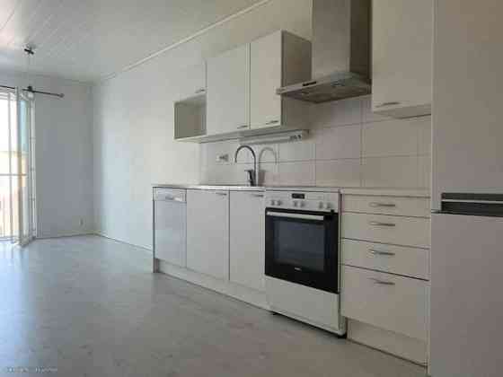 2h + avokeittiö + kph + s + 2*rp + autopaikka  Espoo