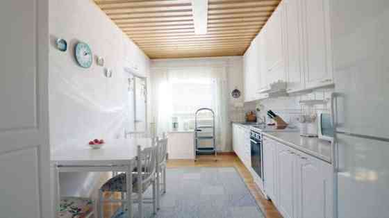 2mh + oh + k + takkah + kph + s + lämmönjh + autot  Rautjärvi