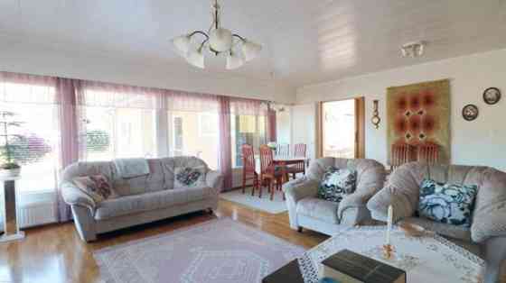 2mh + oh + k + takkah + kph + s + lämmönjh + autot  Rautjärvi