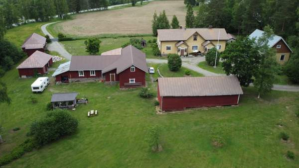 Päätalo 4h + khh + kph + s + wc ja Vierastalo 3h +  Mänttä-Vilppula – foto 3