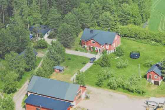 7h +k +kph+2 wc:tä,veranta,kellari,ullakkotilat  Lovisa