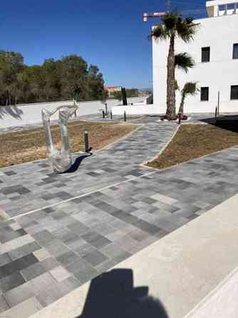 2mh+ olohuone /keittiö 2 kph 2 terassia  Torrevieja