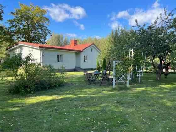 4h, keittiö, saunaosasto takkahuoneineen, kodinhoi  Raasepori