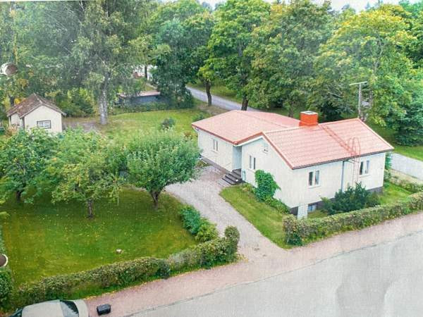 4h, keittiö, saunaosasto takkahuoneineen, kodinhoi  Raasepori - valokuva 4