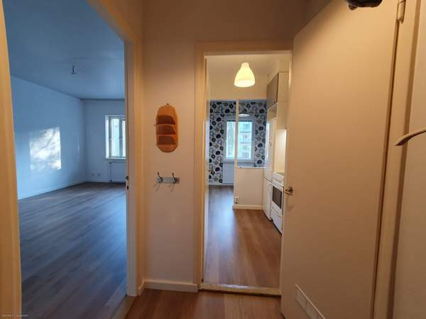 1h + kk+kph  Helsinki - valokuva 2