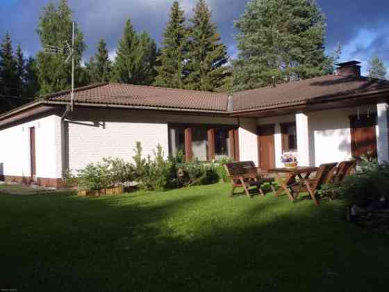 5h + k + vh + wc + sauna + kph + 2varastoa + autot  Углеуральский