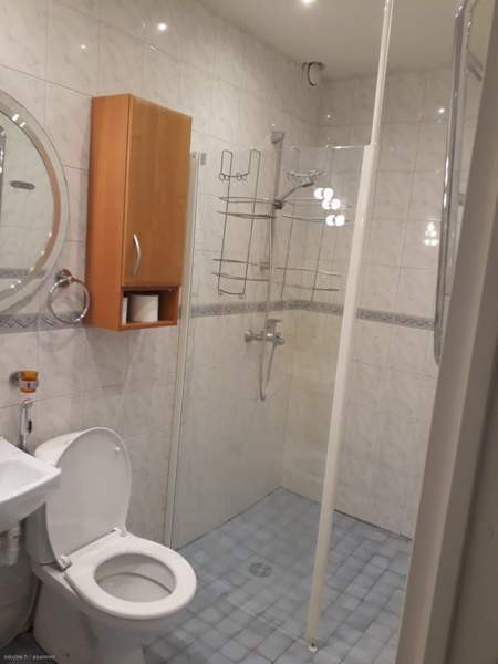 3h, k, vh, kph, las.parveke  Vantaa - valokuva 5