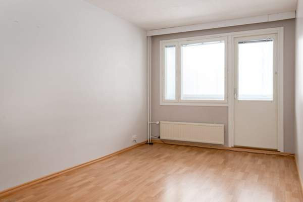 3h + Keittiö + Parveke  Vantaa – foto 2