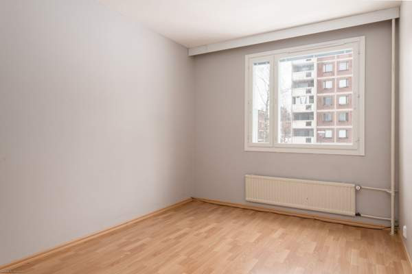 3h + Keittiö + Parveke  Vantaa – foto 3