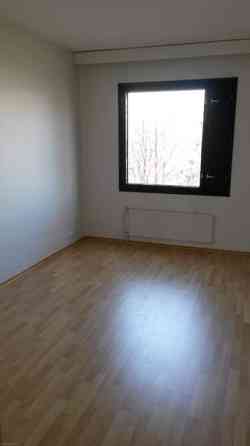 2h+k+vh+wc/kylpyhuone+lasitettu parveke  Helsinki