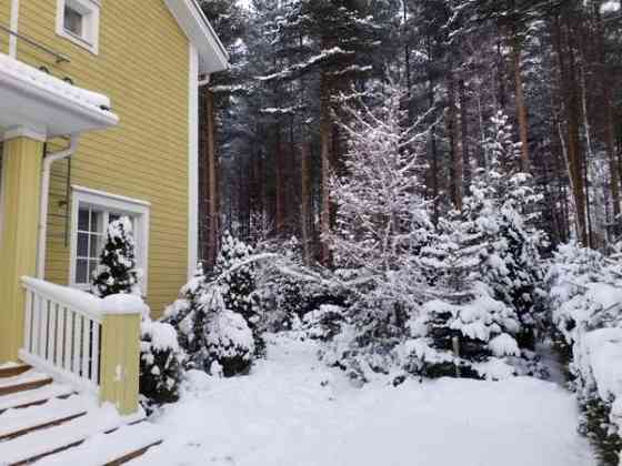 6 h, keittiö, kh+sauna, 2 x wc ja khh  Maentsaelae