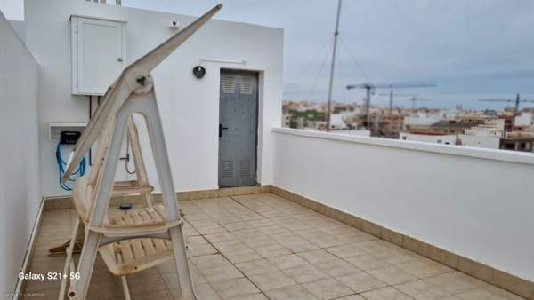 4h + k+2kph+parv +kattoterassi+ autohallipaikka +v  Torrevieja - photo 7