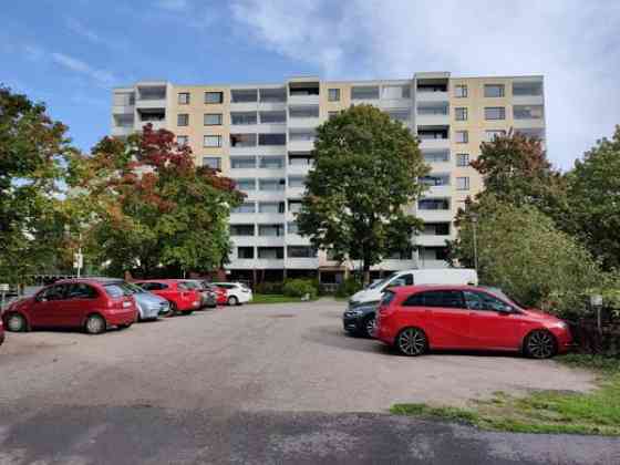 2h + k + wc + kph + lasitettu parveke  Helsinki