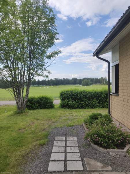 3h + avok + s + WC + var + at  Pihtipudas - valokuva 2