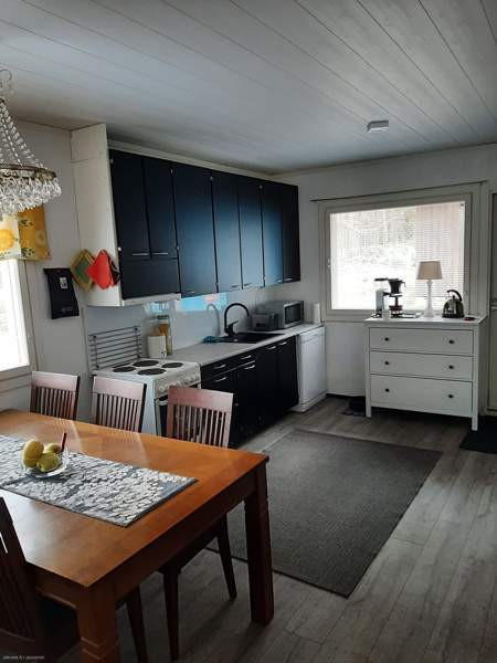 4h + k + sauna + autotalli  Joensuu - valokuva 5