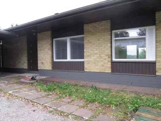 Olohuone, keittiö, 4 makuuhuonetta, kodinhoito huo  Haapavesi