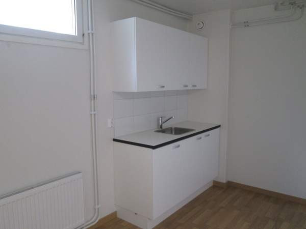 Olohuone, keittiö, 4 makuuhuonetta, kodinhoito huo  Haapavesi - изображение 3