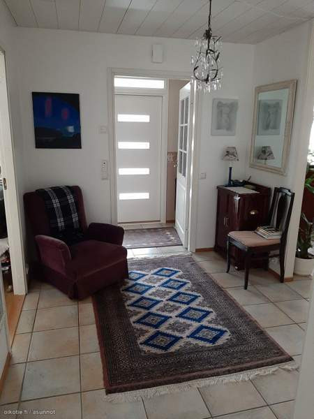 3h+k+s+khh+kellari/varasto+ullakko+kahden  auton t  Espoo – foto 8